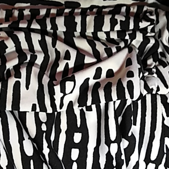 Robert Louis 3X maxi skirt - Picture 6 of 7